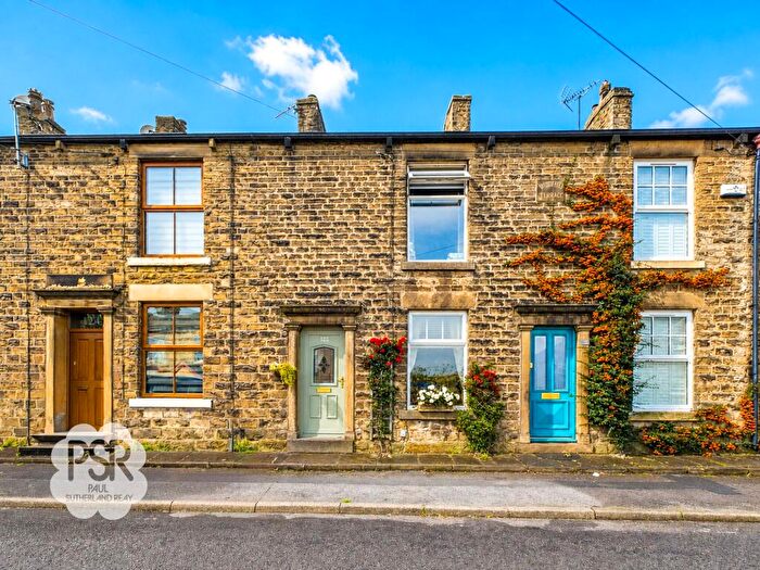 2 Bedroom Terraced House For Sale In Hayfield Road, Birch Vale, SK22