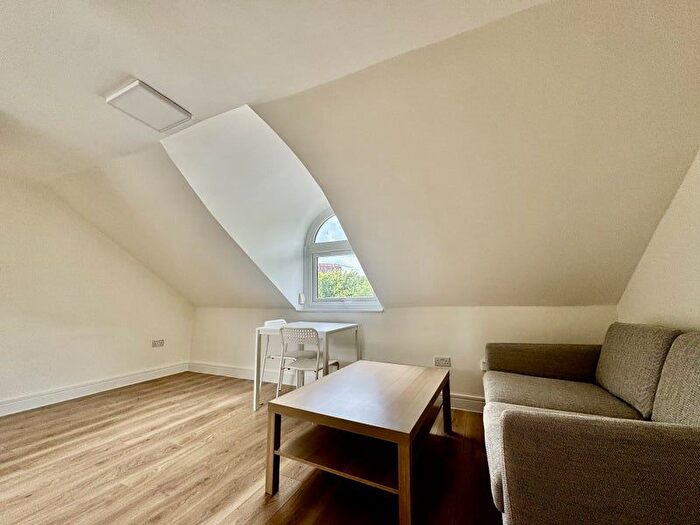 Studio To Rent In Iverson Road, London, NW6