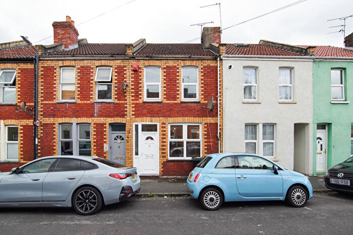 3 Bedroom Terraced House To Rent In Bowden Road, Whitehall, BS5