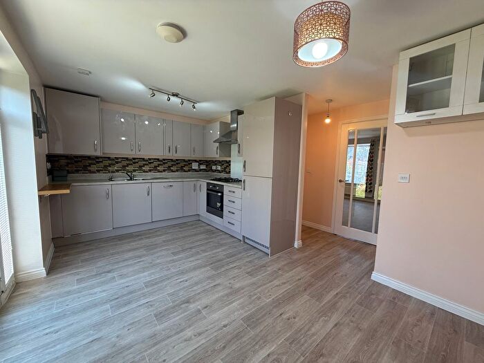 3 Bedroom Property To Rent In Laxton Road, Aylesbury, HP18