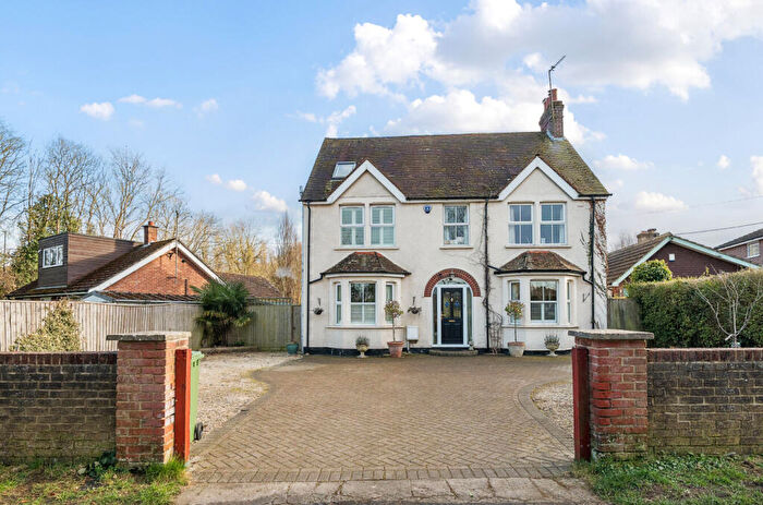 5 Bedroom Detached House For Sale In Old Road, Wheatley, Oxford, OX33