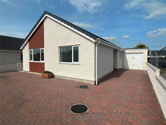 3 Bedroom Bungalow For Sale In Tyn Y Cae, Newborough, Anglesey, Sir Ynys Mon, LL61