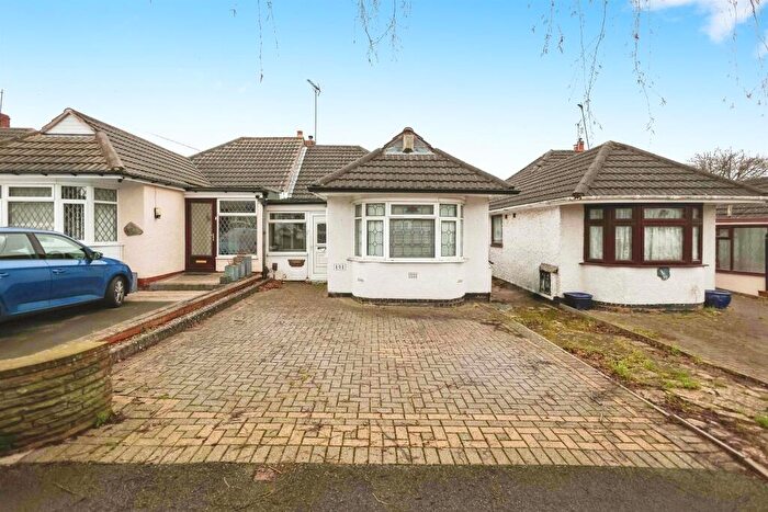 3 Bedroom Semi-Detached Bungalow For Sale In Elmay Road, Birmingham, B26