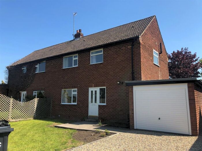 3 Bedroom Semi Detached House To Rent In The Avenue, Wighill Park, Tadcaster, LS24