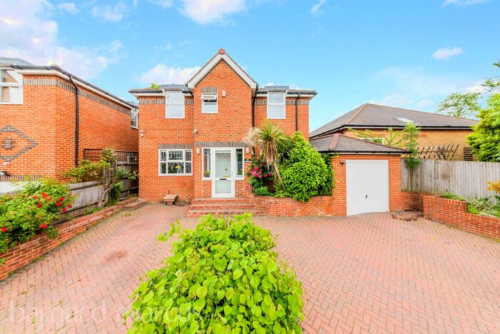 4 Bedroom Property To Rent In Church Road, Worcester Park, KT4