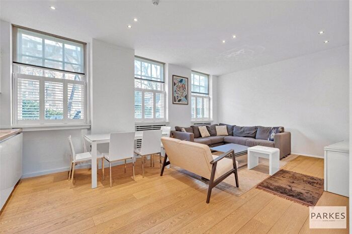 2 Bedroom Flat To Rent In Lowndes Square, London, SW1X