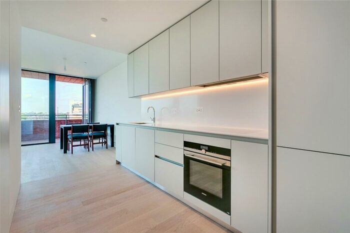 2 Bedroom Flat To Rent In Duo Tower, Penn Street, N1