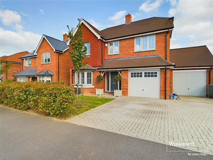 4 Bedroom Detached House For Sale In St. Legers Way, Riseley, Reading, Hampshire, RG7