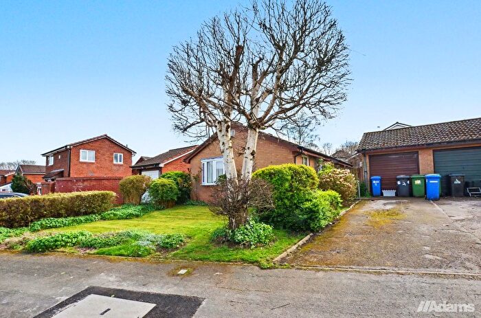 3 Bedroom Bungalow For Sale In Moorland Drive, Runcorn, WA7