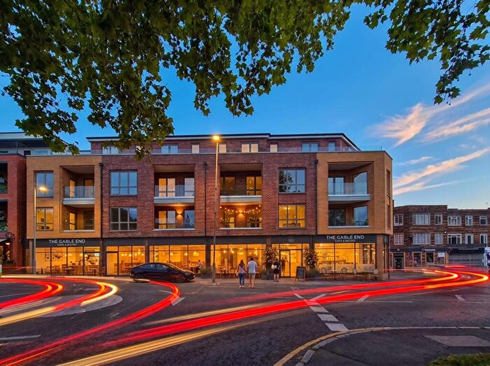 1 Bedroom Apartment For Sale In Novella Apartments, High Road, Chigwell, IG7