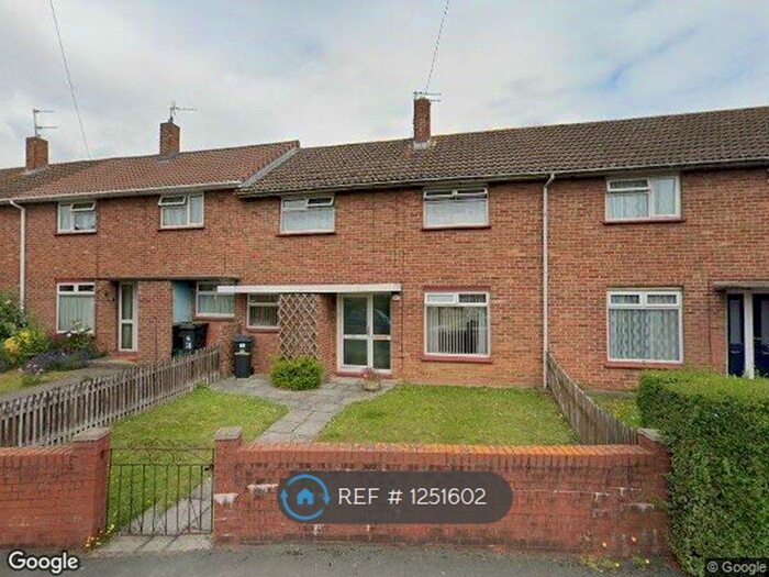 3 Bedroom Terraced House To Rent In Stothard Road, Bristol BS7