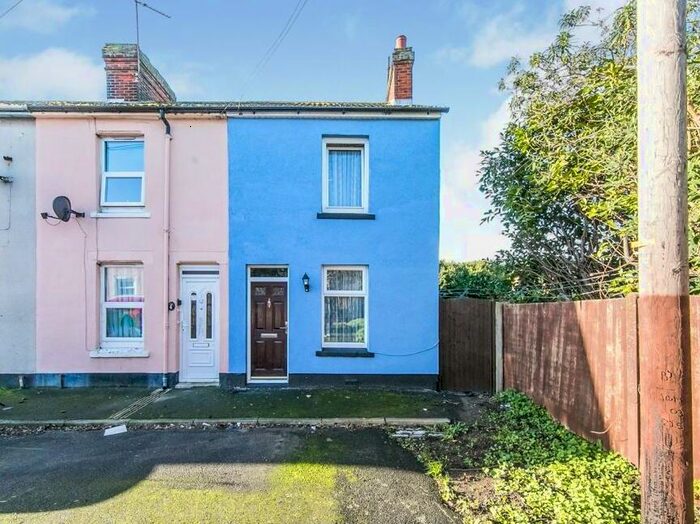 2 Bedroom End Of Terrace House To Rent In Parkeston Road, Parkeston, Harwich, CO12