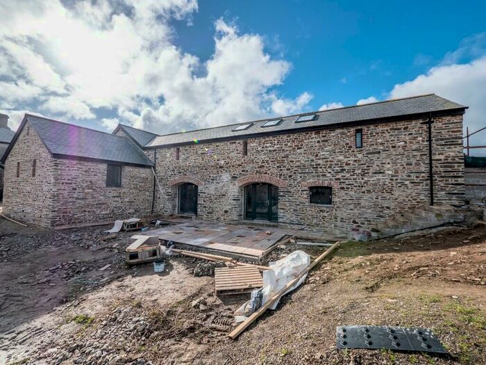 3 Bedroom Barn Conversion To Rent In Winsdon Farm, North Petherwin, PL15