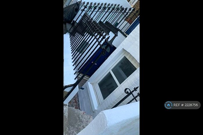 1 Bedroom Flat To Rent In Thanet Road, Ramsgate, CT11