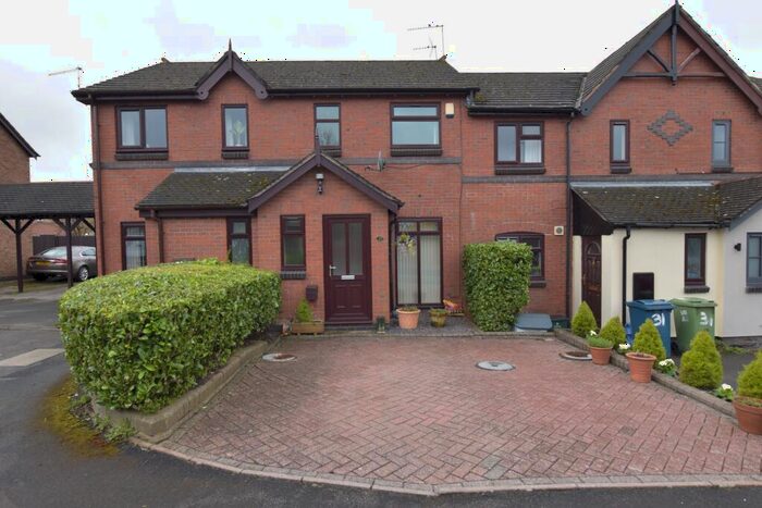 2 Bedroom Town House To Rent In Meadowbrook Court, Stone, ST15