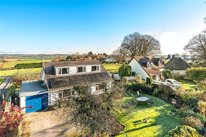 3 Bedroom Bungalow For Sale In Puddington, Tiverton, Devon, EX16