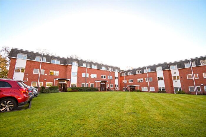2 Bedroom Flat For Sale In Bidston Road, Prenton, Wirral, CH43