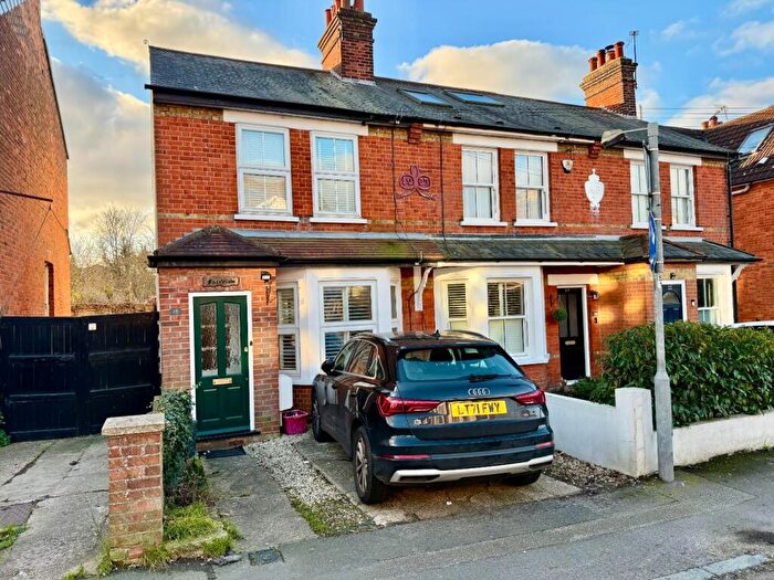 3 Bedroom Character Property For Sale In Park Road, Brentwood, CM14