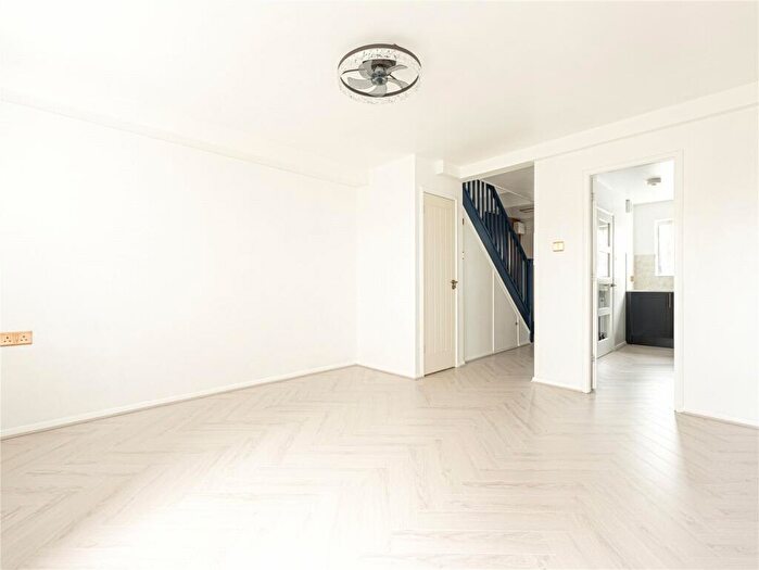 3 Bedroom Terraced House For Sale In Bennetts Close, Mitcham, CR4