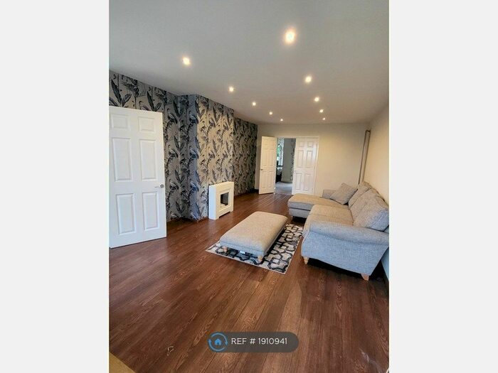 3 Bedroom Bungalow To Rent In Quarry Street, Liverpool, L25