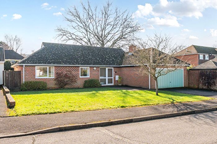 3 Bedroom Detached House For Sale In Warren Croft, Cootham, RH20