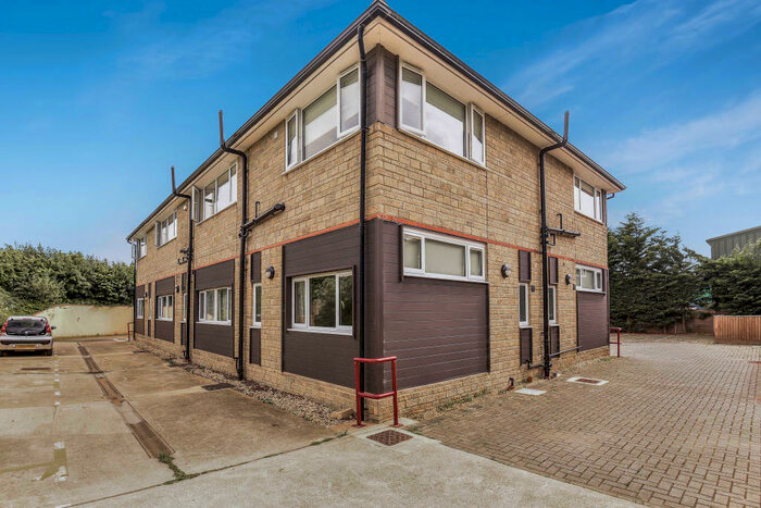 Studio To Rent In Cotswold Dene, Standlake, OX29