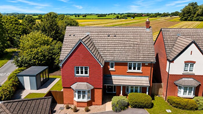 5 Bedroom Detached House For Sale In The Spinney, Hampton Lucy, Warwick, CV35