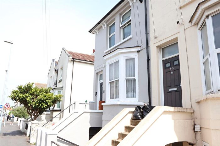 1 Bedroom Flat For Sale In Tideswell Road, Eastbourne, BN21