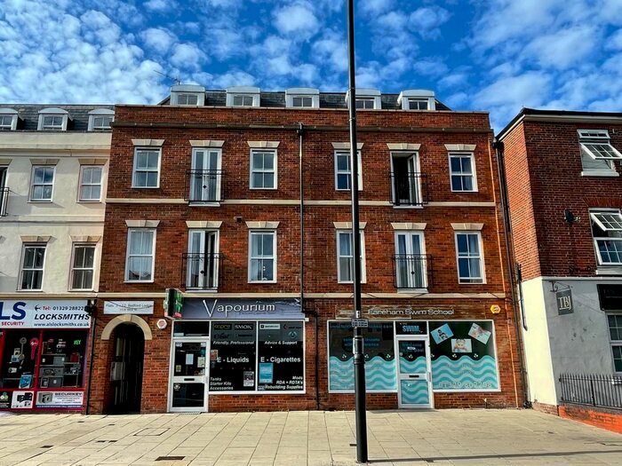 1 Bedroom Flat To Rent In West Street, Fareham, PO16