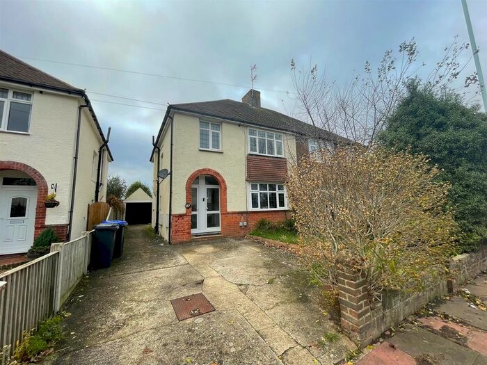 1 Bedroom Flat To Rent In Loxwood Avenue, Broadwater, Worthing, BN14