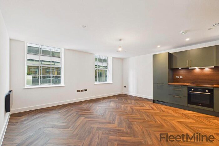 1 Bedroom Apartment For Sale In Fountain Court, Steelhouse Lane, Birmingham, B4