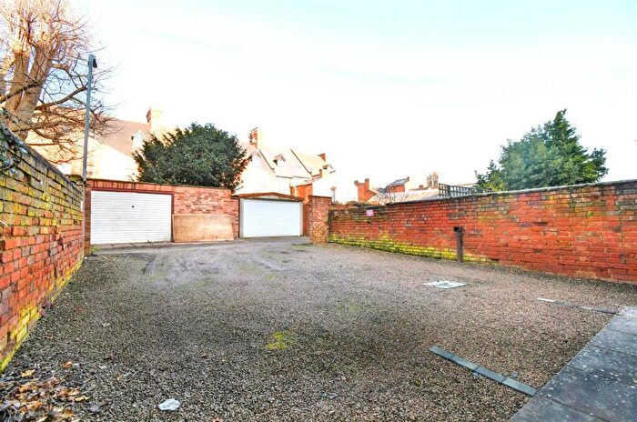 1 Bedroom Apartment For Sale In Heath Terrace Leamington Spa, CV32