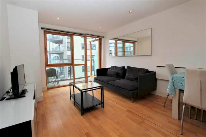 2 Bedroom Flat To Rent In The Boulevard, Hunslet, Leeds, LS10