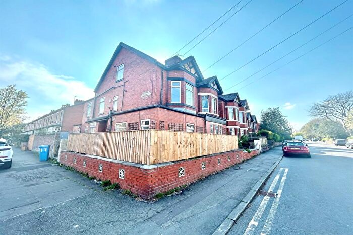 1 Bedroom Apartment To Rent In Beech Road, Manchester, M21