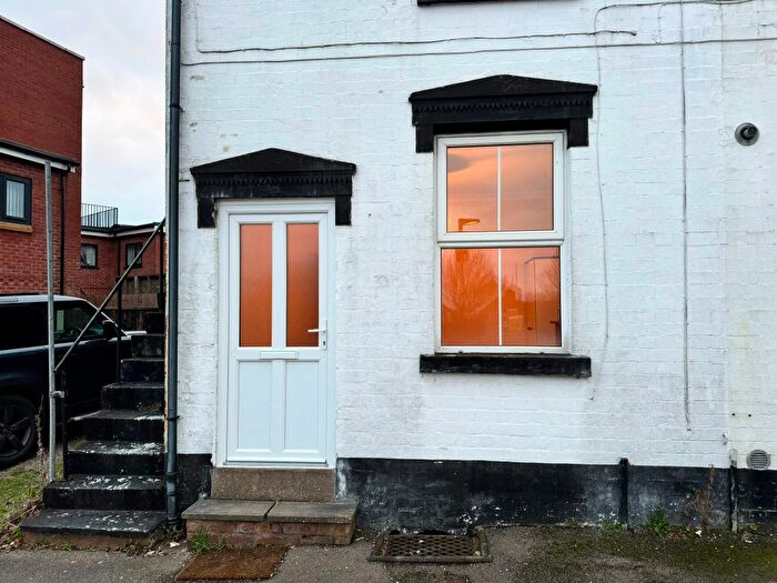 1 Bedroom Flat To Rent In Lower Lichfield Street, Willenhall, WV13