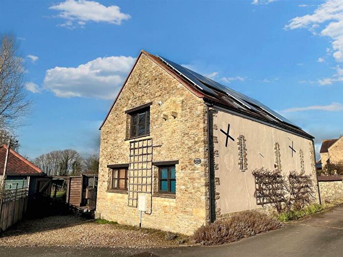 2 Bedroom Coach House To Rent In Marnhull, Sturminster Newton, DT10