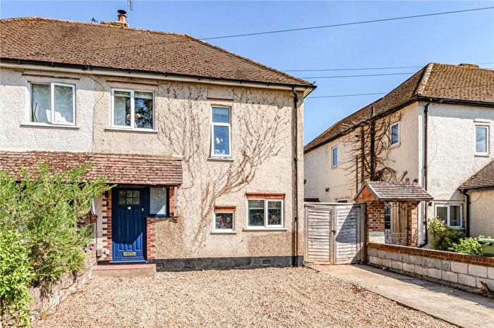 3 Bedroom Semi-Detached House For Sale In Sanway Road, Byfleet, West Byfleet, Surrey, KT14