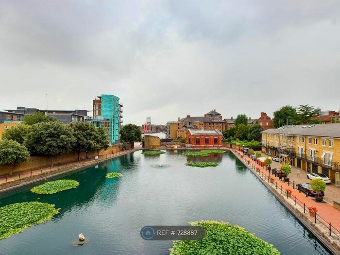 2 Bedroom Flat To Rent In Thomas More Street, London, E1W