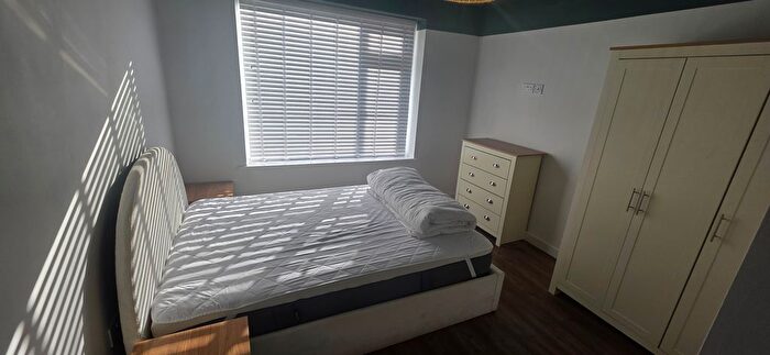 1 Bedroom Studio To Rent In Quarry Road, Hanham, Bristol, BS15