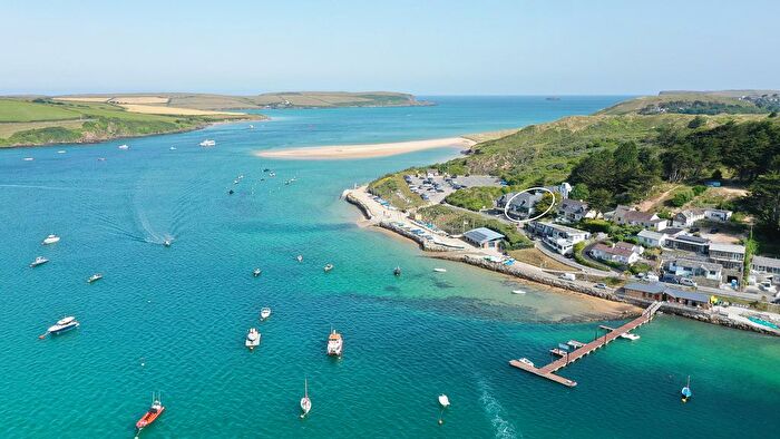 3 Bedroom Flat For Sale In Apartment, Beachside, Rock, PL27