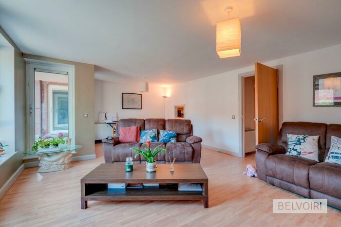 2 Bedroom Flat To Rent In Heritage Court, Warstone Lane, Birmingham, B18