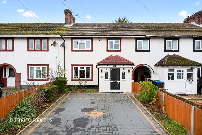 4 Bedroom Terraced House For Sale In Claremont Avenue, New Malden, KT3