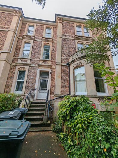 4 Bedroom Flat To Rent In Beaufort Road – Top Floor Flat, BS8