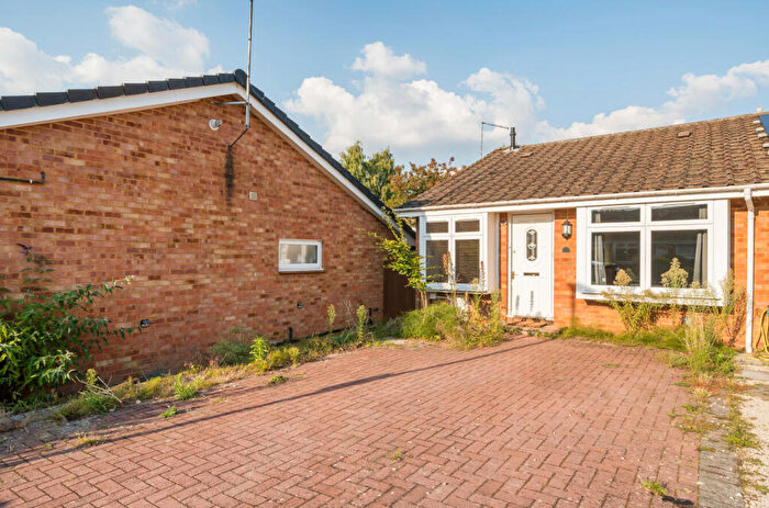 2 Bedroom Bungalow To Rent In Staveley Way, Knaphill, Woking, GU21