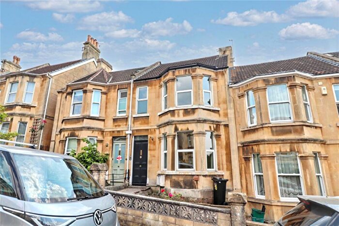 3 Bedroom Terraced House For Sale In Winchester Road, Oldfield Park, Bath, BA2