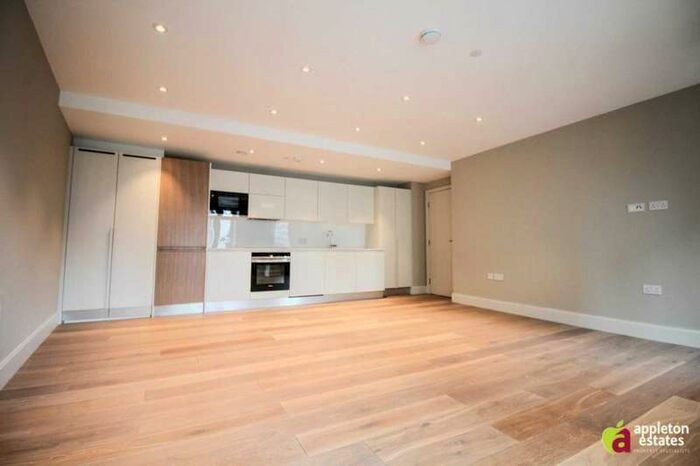 2 Bedroom Apartment To Rent In Wellesley Road, Croydon, CR9