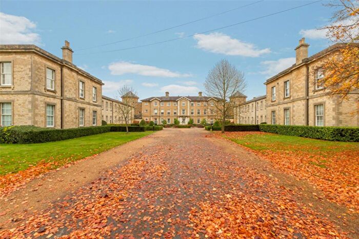 2 Bedroom Parking To Rent In Mandelbrote Drive, Littlemore, Oxford, Oxfordshire, OX4