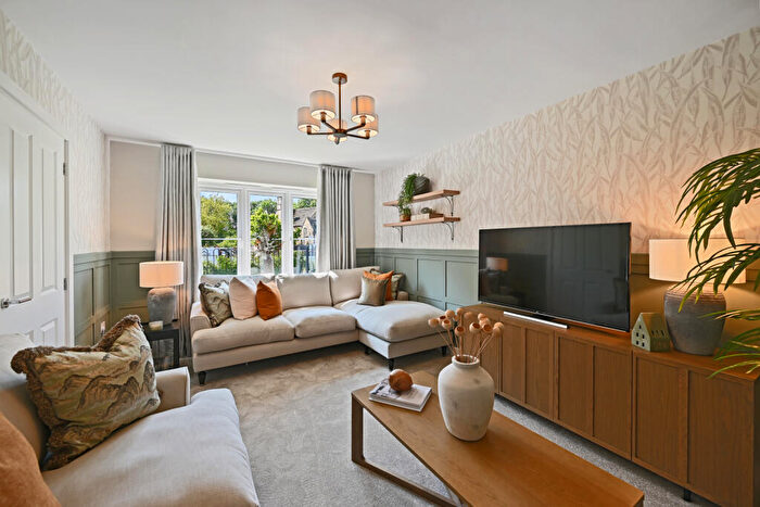 4 Bedroom Detached House For Sale In The Crescent, Ketton, Stamford, PE9
