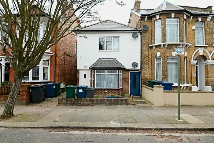 1 Bedroom Flat To Rent In Hertford Road, London, N2