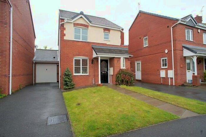 3 Bedroom Property To Rent In Welland Road, Hilton, DE65